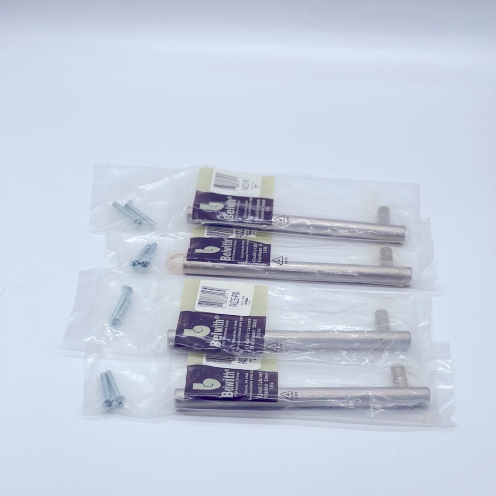 BELWITH METROPOLIS PEARL NIQUEL CABINET PULL